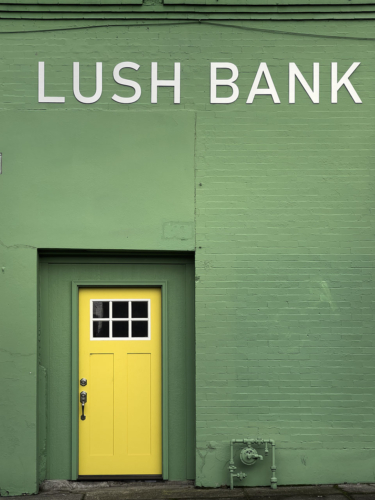 Lush Bank
